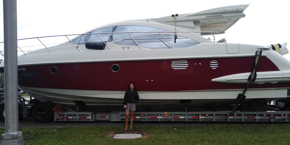 Boat transporting Fort Myers