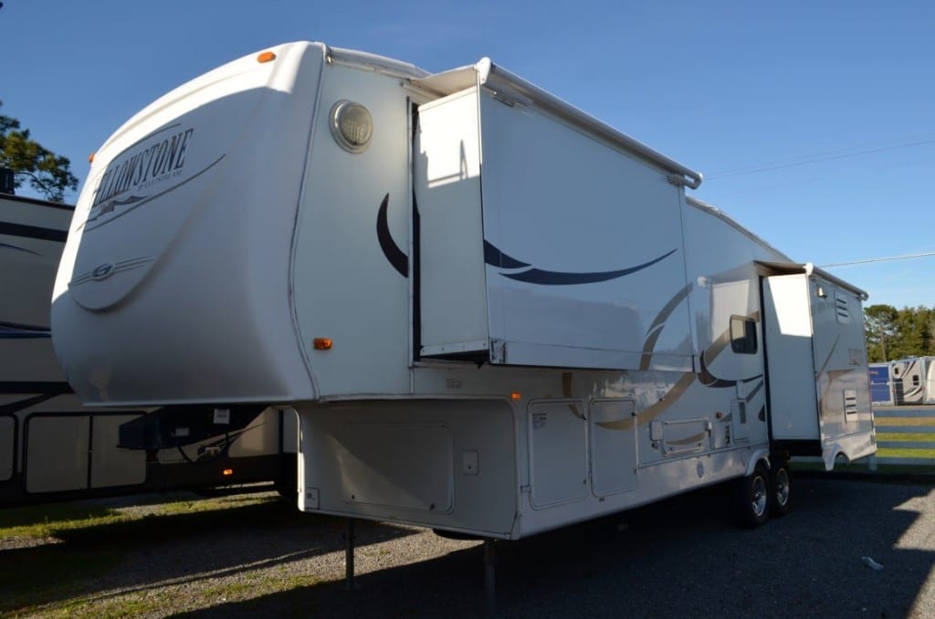 We will transport it, 10 Tips for Redwood 5th Wheel Transportation