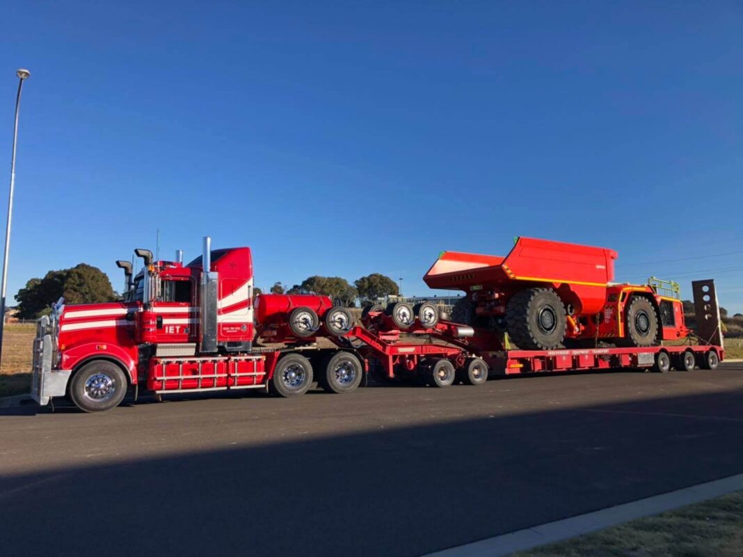 Heavy Equipment Transport Heavy Equipment Transport from Tennessee to Iowa