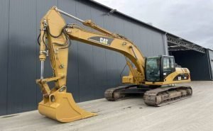 Heavy Equipment Transport from Washington to Massachusetts