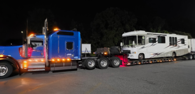 Transporting a 2005 Gulfstream Voyager Class C.