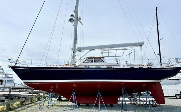 2005 Morris 36 Sailboat