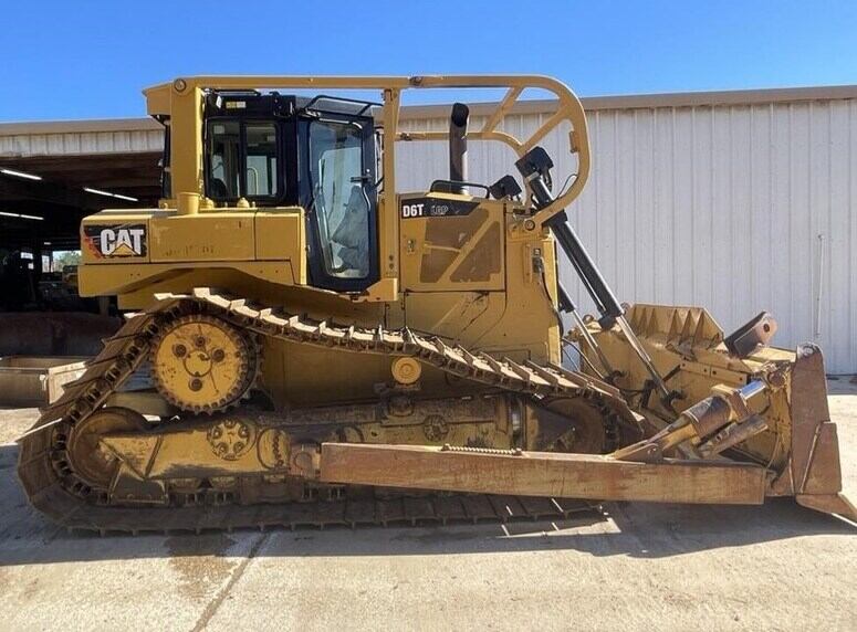 2014 Caterpillar D6T Heavy Equipment Transport from Tennessee to Michigan