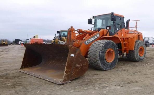 Heavy Equipment Transport from Nevada to Oregon