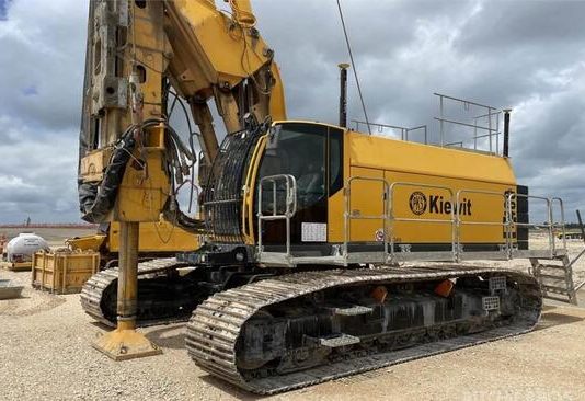 Heavy Equipment Transport from West Virginia to Massachusetts Heavy Equipment Transport from Nevada to Kansas