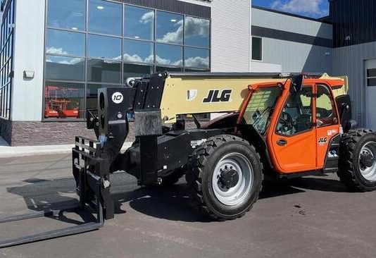 Heavy Equipment Transport from Kentucky to South Dakota Heavy Equipment Transport from Montana to Arkansas