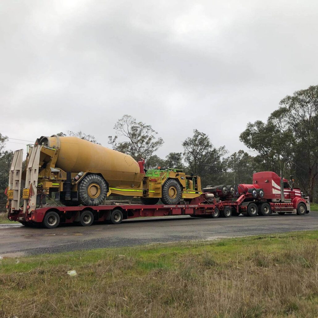 Heavy Equipment Transport from Tennessee to Iowa