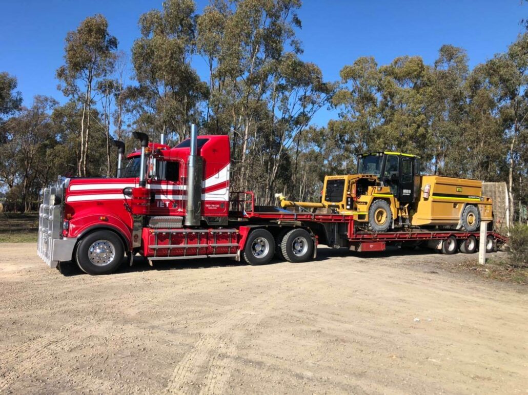Heavy Equipment Transport from Tennessee to Maine