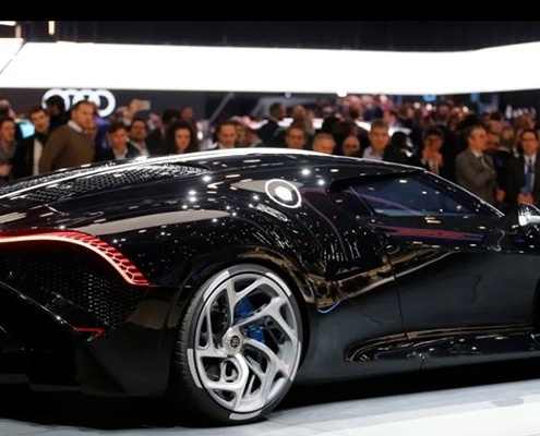 how much does it cost to ship a car - Bugatti La Voiture Noire car transport with we will transport it 2 495x400 - How much does it cost to ship a car Bugatti La Voiture Noire the Most expensive car ever how much does it cost to ship a car