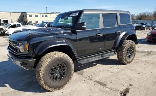 2023 Ford Bronco car shipping from Florida to Boston MS