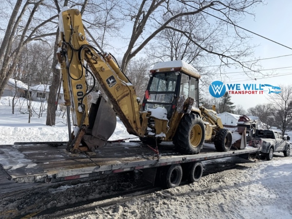 Hauling a 1996 John Deere 710D backhoe on a 40ft hotshot trailer from Savannah, Georgia to Allentown, Pennsylvania.