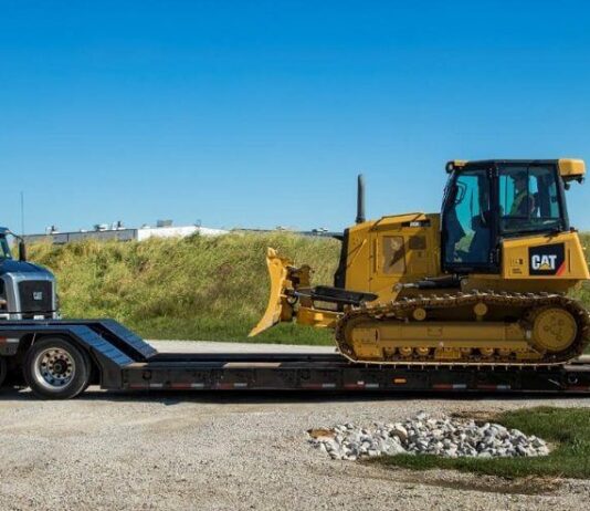 Heavy Equipment Transport from New Mexico to Wyoming Heavy Equipment Transport