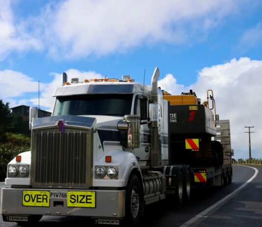 Heavy Equipment Transport from Wisconsin to Massachusetts Heavy Equipment Transport