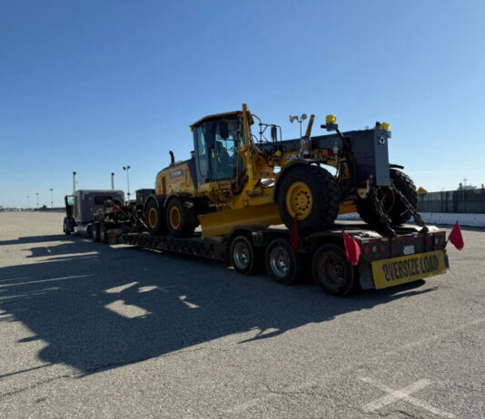 Heavy Equipment Transport from Wyoming to Colorado Heavy Equipment Transport