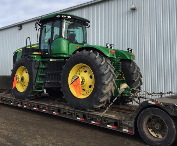 Transporting a 2012 JD 7200 from Oakhurst, CA, 93644 to Shenandoah, Kentucky, 51601.