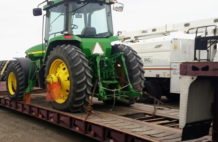 John-Deere-Tractor-Shipping-Service-we-will-transport-it-2 Heavy Equipment Transport from California to Nebraska