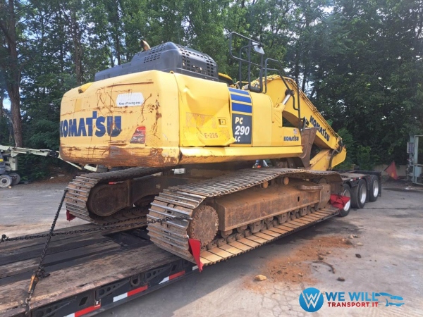 Transporting a Komatsu hydraulic Crawler Excavator on a RGN trailer from Pueblo, Colorado to New York City, New York.