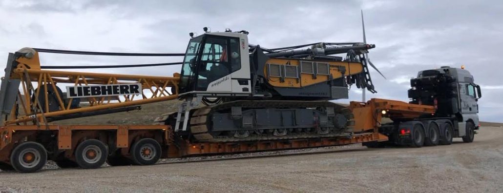 Loader Crane Transport and Hauling