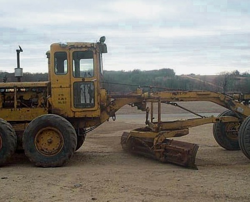 car transport services - Motor Graders Transportation Services with We Will Transport It 2 495x400 - Car Transport Services: How Long Will it Take? car transport services
