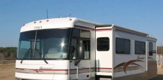 RV Movers Company | Are you looking for RV Hauling Companies? RV Movers , R.V Hauling companies , Transporting a R.V