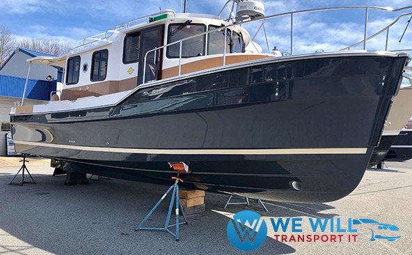 Moving a Ranger Tugs R 31 Cb Boat.
