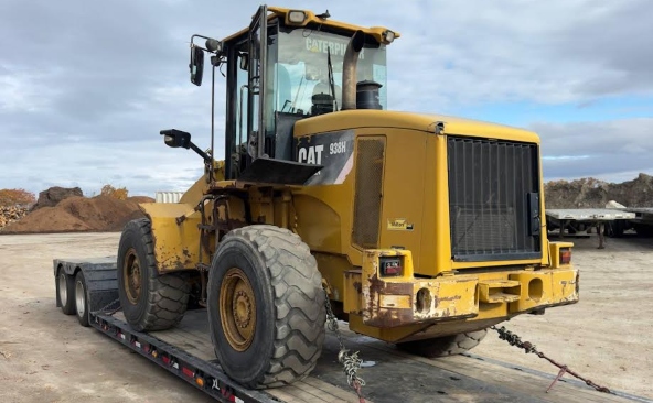 Shipping a 2009 Cat 938H wheel loader on a 5-axle RGN trailer. 