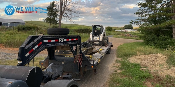 Shipping a Bobcat T770 Compact Track Loader on a gooseneck trailer from Sparks, Nevada to Fort Worth, Texas.