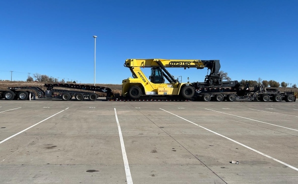 Shipping a Hyster Container Handler on a 13-axle lowboy multi-axle RGN trailer.