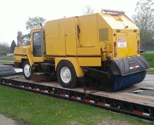 preparing your boat for transport - Street Sweeper Truck Transportation we will transport it 2 495x400 - Items You Should Remove When Preparing Your Boat For Transport Street Sweeper Truck Transportation, we will transport it preparing your boat for transport