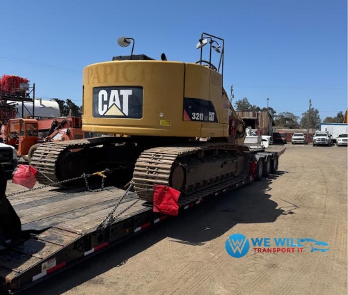 Caterpillar 321D LCR Hydraulic Excavator transport on a RGN trailer from Tampa, Florida to San Antonio, Texas.
