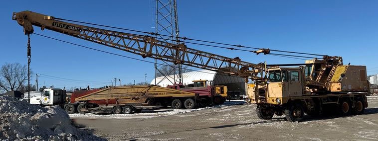 Truck Crane Hauling and Shipping