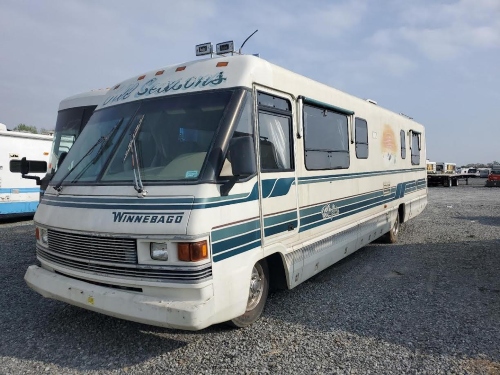 Winnebago RV transportation.
