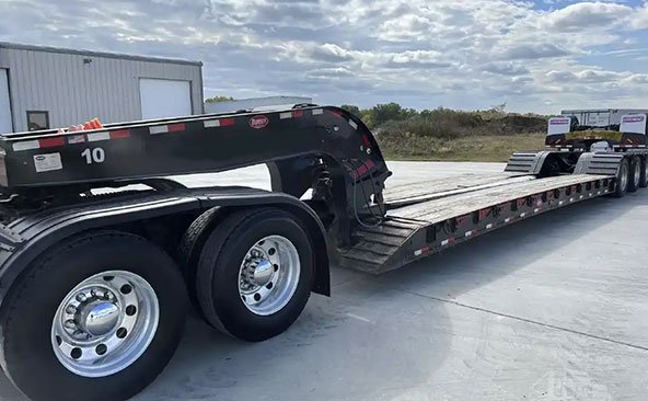 RGN Trailer farm equipment transport
